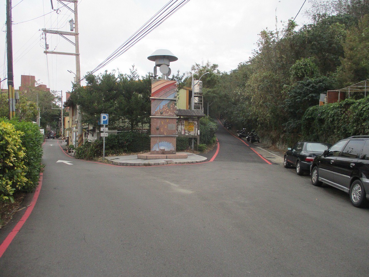 十八尖山寶山路入口